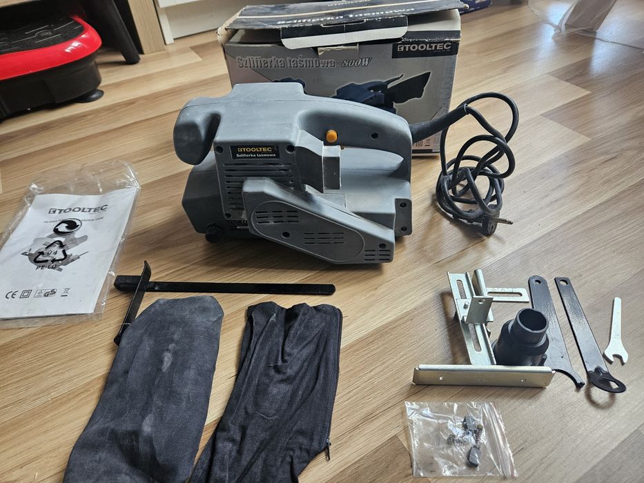 Szlifierka taśmowa 800W TOOLTEC
