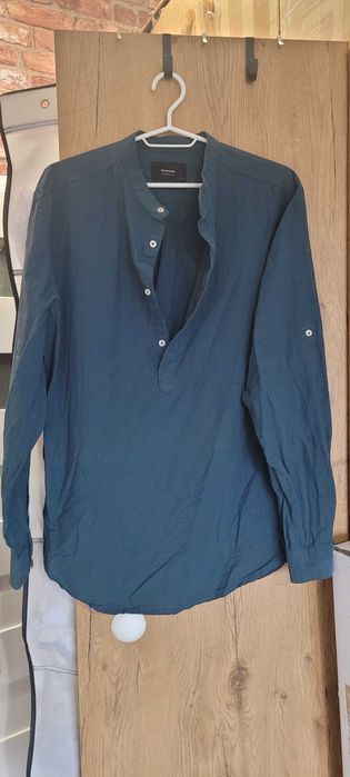 2-w-1 "Reserved" męskie koszule granatowym i beżowym zapięciem guziki