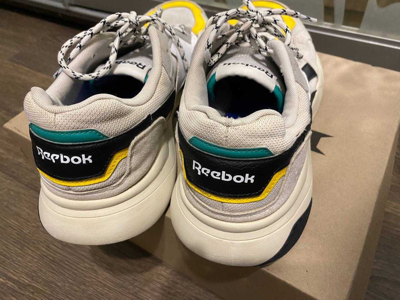 Кроссовки Reebok 45.5  размер 30 см Б.У