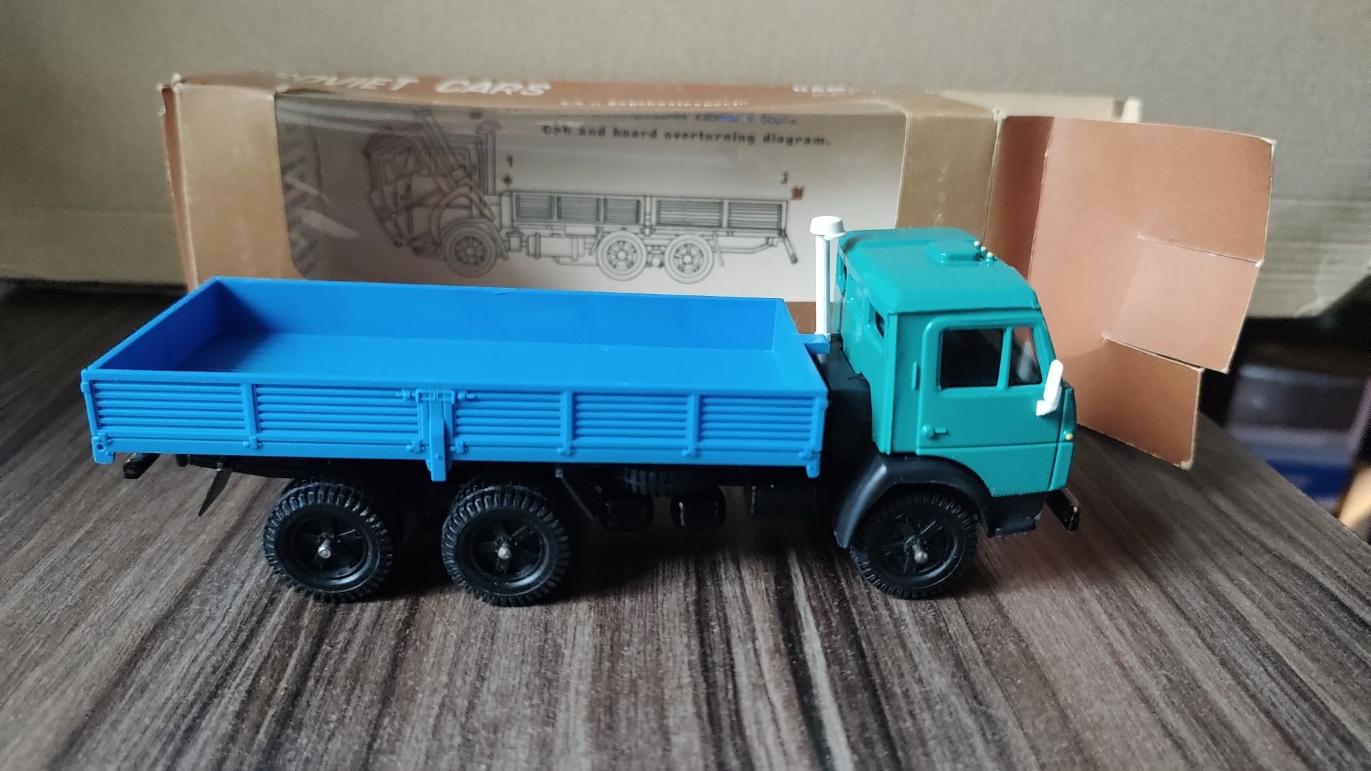 камаз 5320 53212 5410 маз уралСделано в СССР модель авто 1.43