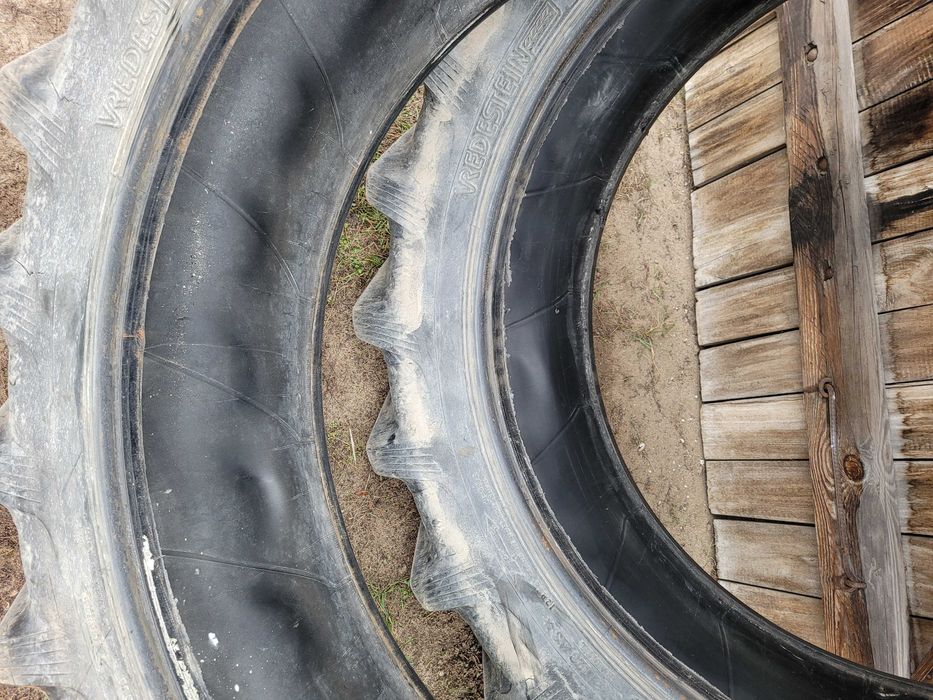 Opony ciagnika 13.6 R 38