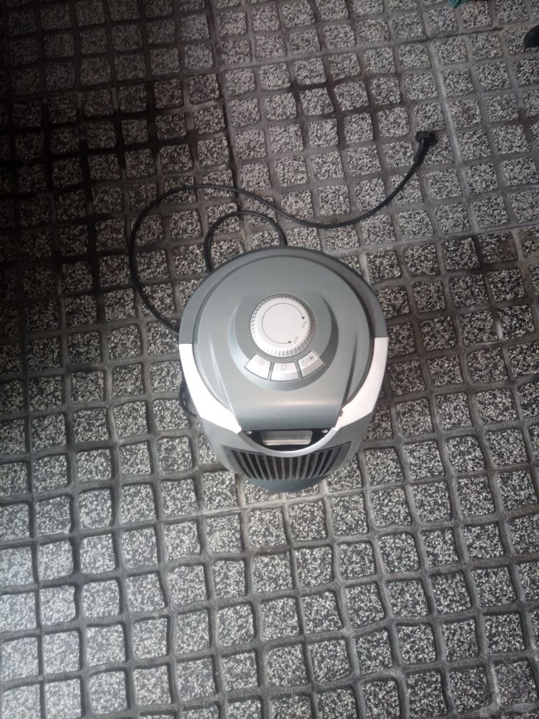 ventilador torre muito bom 2 um de fresco e 5  aquecedores de quente e