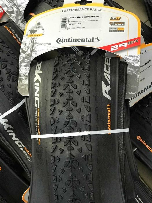 Нові покришки на велосипед Continental Race King 29х2,2 TLR Безкамерні