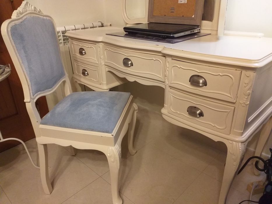 Toucador,mesa,secretária Queen Anne,renovado,espelho triplo e cadeira