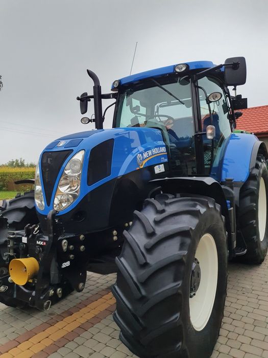 New Holland T7 200