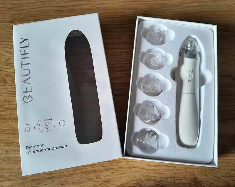 Urządzenie do domowej mikrodermabrazji diamentowej Beautifly