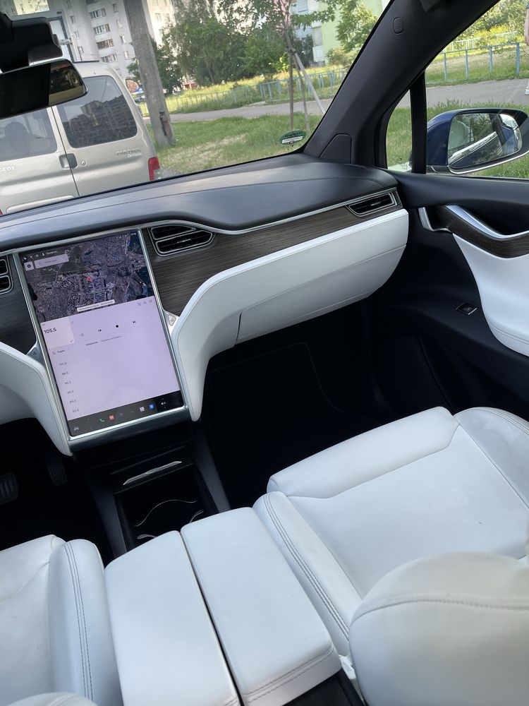 Tesla model X 90D dual motor