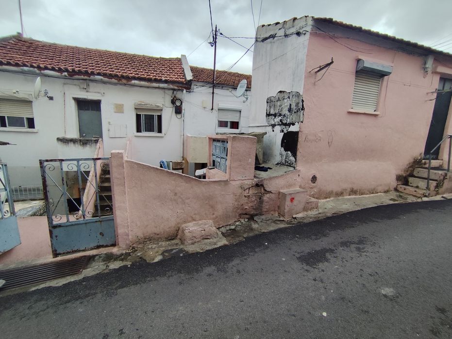 Vendo Lote com 7 apartamentos na Serra da Luz