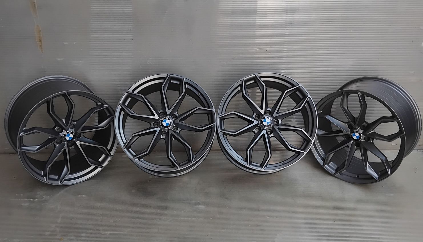 Felgi HAXER HX1 21" BMW 5 7 8 X5 X6 X7 M5 dwie szerokości