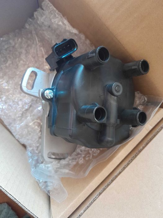 трамблер 1905074020 Carina E, Camry, на два разьема 4+2