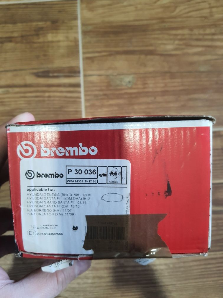 Колодки передние оригинал Brembo на Hyundai, Kia 30 036