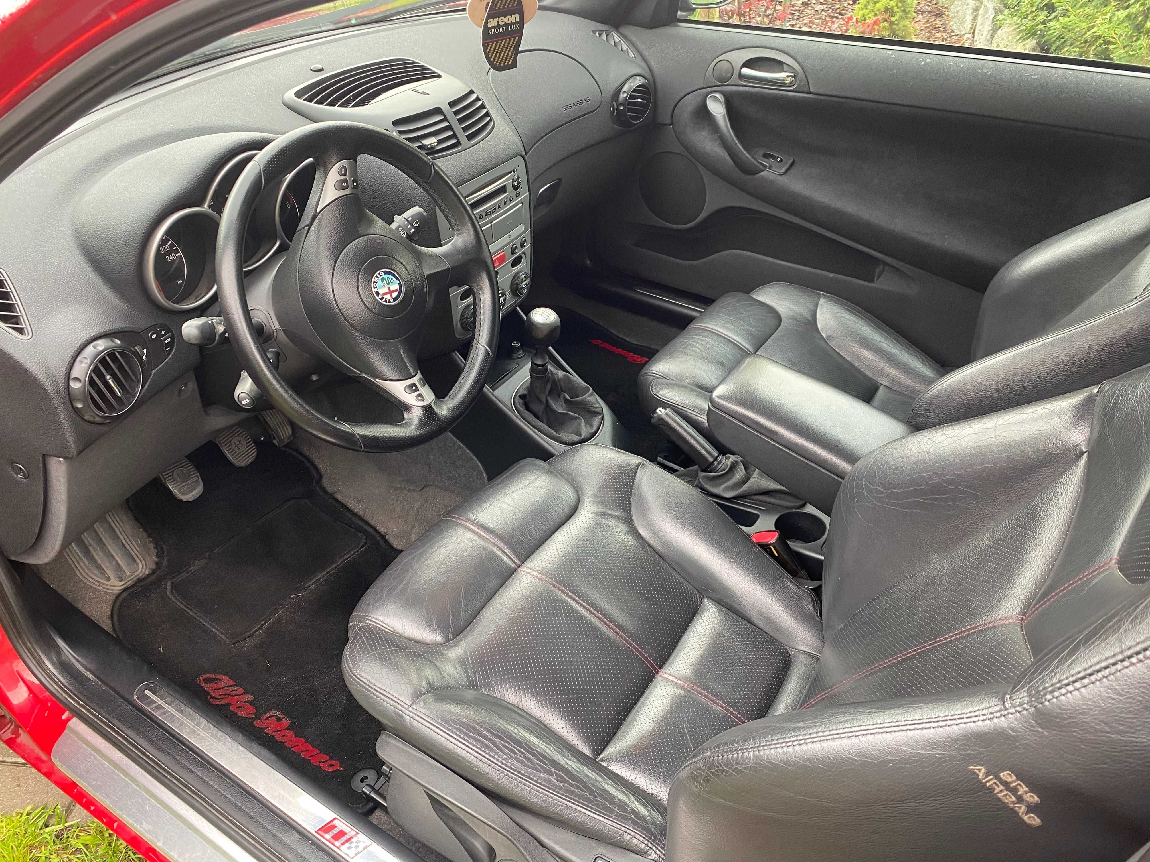 Alfa Romeo 147 TI, 1.9 JTD, trzeci właściciel, mały przebieg