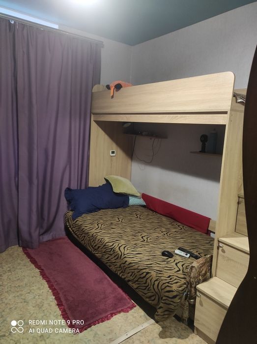 Продаж простора кімната в гуртожитку