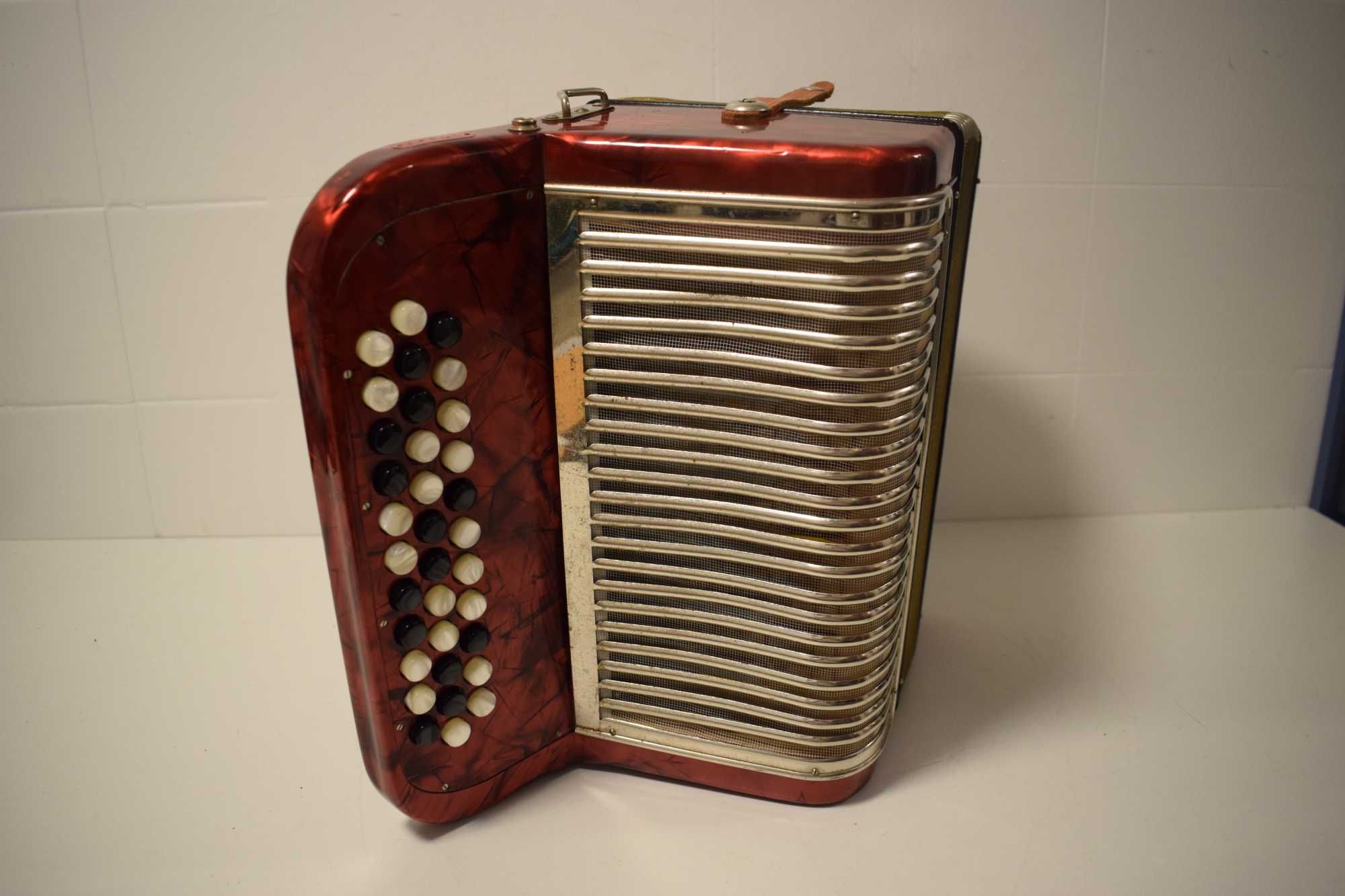 Acordeao Hohner Amati 2 Voz 48 Baixos, N 09