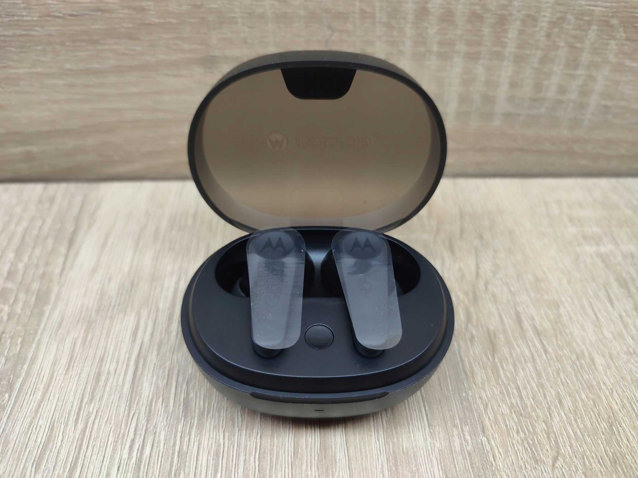 Słuchawki bezprzewodowe Motorola Buds 600 ANC