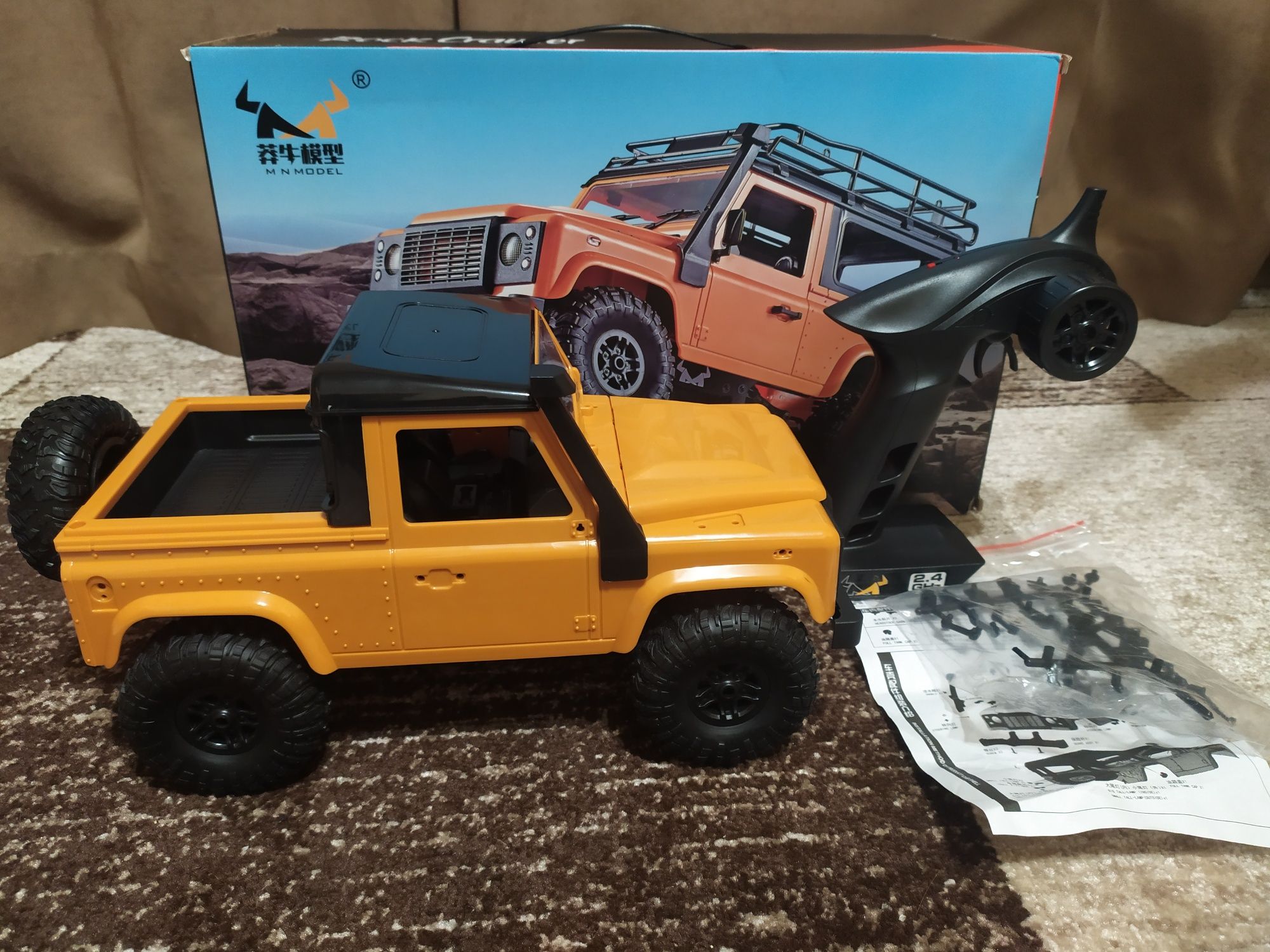 RC MN D90 4х4  Land Rover Defender 1/12 радіокерована модель машинка