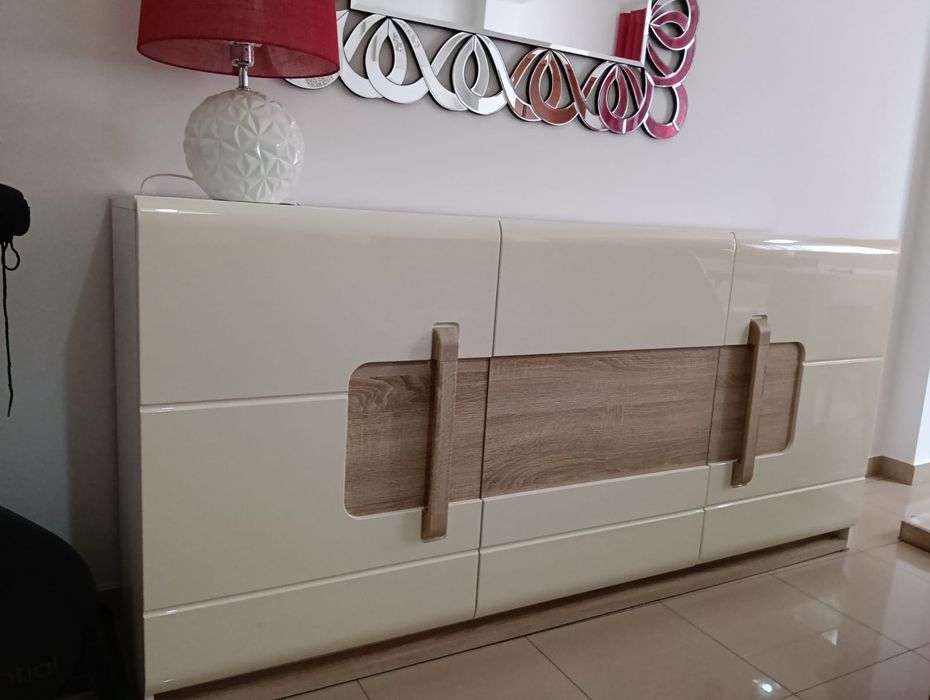 Aparador de sala