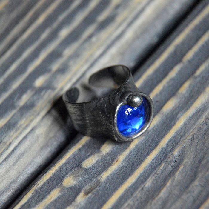 Granatowy - regulowany witrażowy pierścionek