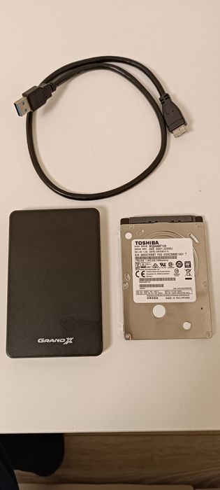 Внутренний жёсткий диск Toshiba HDD 1TB 2.5 + карман