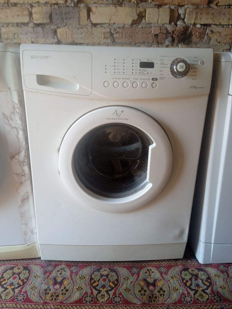 Стиральная машина Samsung WF6450S7W на 4.5 кг