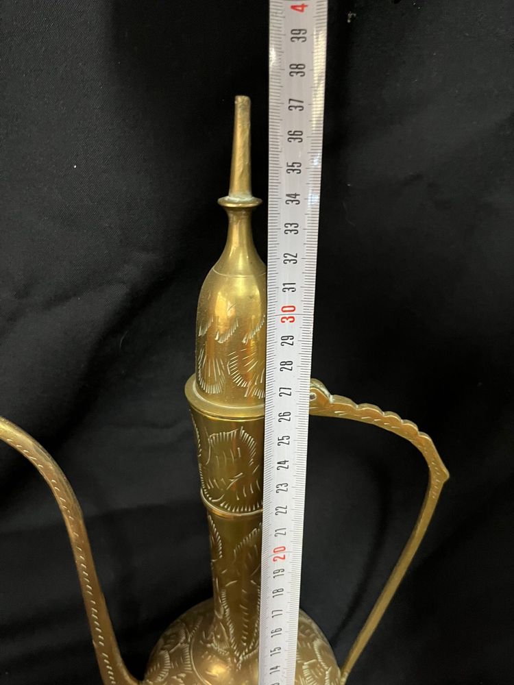 Bules em cobre com varios tamanhos