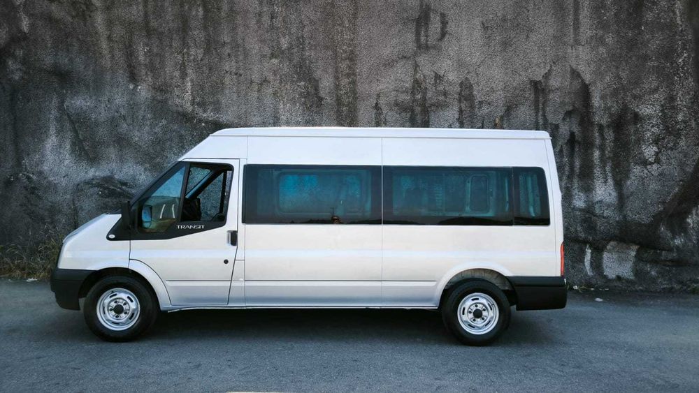 Ford Transit 9 Lugares