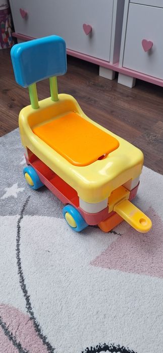 Jeździk chodzik pchacz ciuchcia