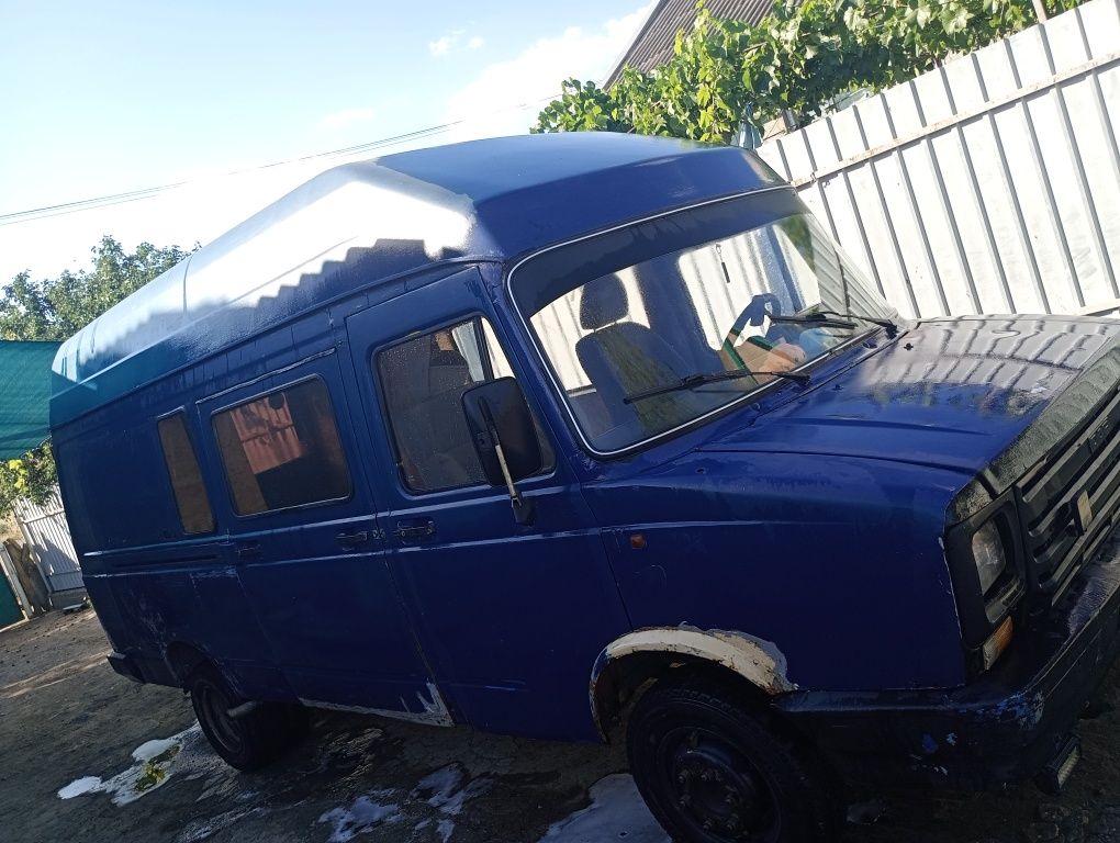 Грузопассажирский Даф 400