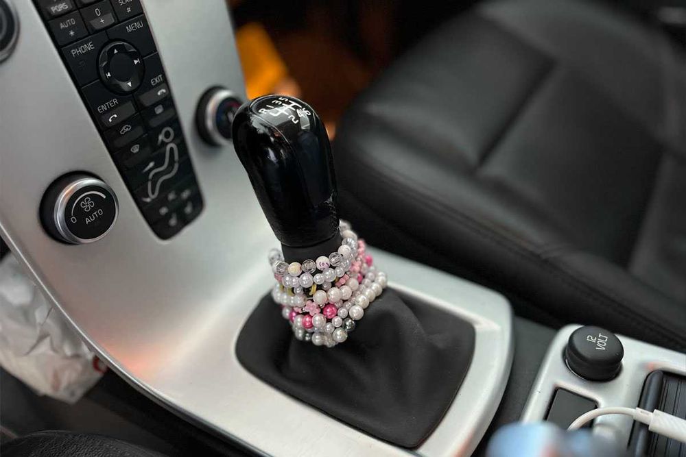 Volvo V50 2011 року