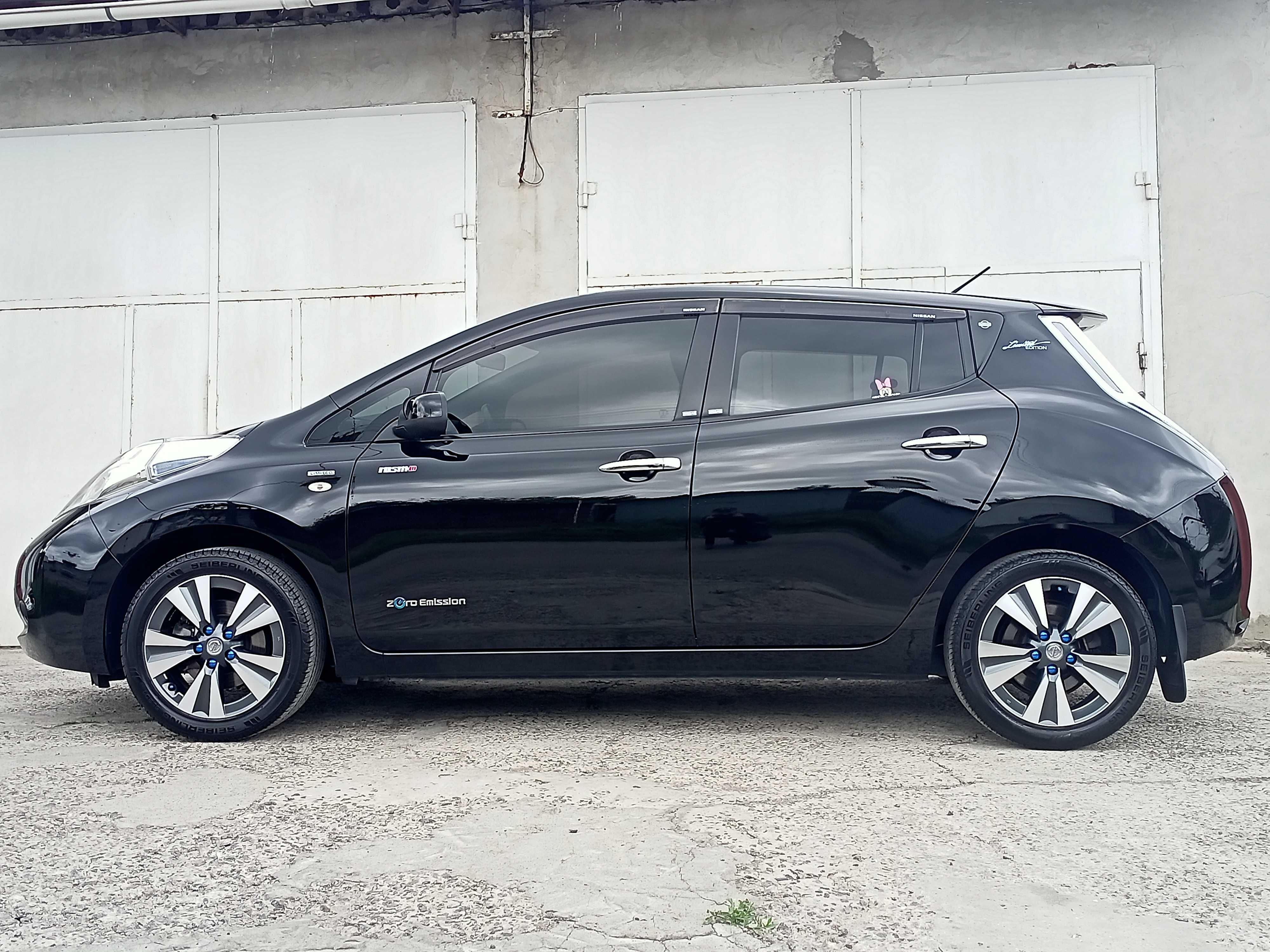 Продам свой NISSAN LEAF - электро, в идеальном состоянии!