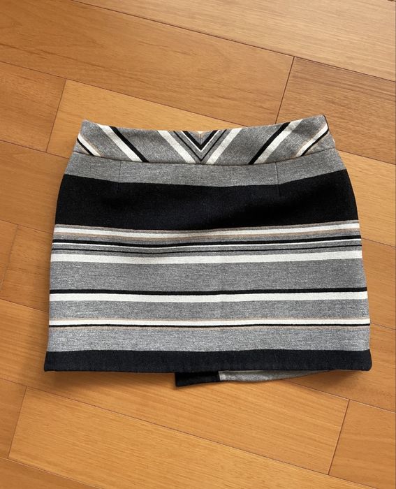 Жіноча спідниця