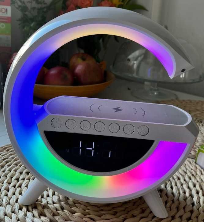Lampka LED RGB Ładowarka Indukcyjna Radio Budzik Zegar Generator Szumu