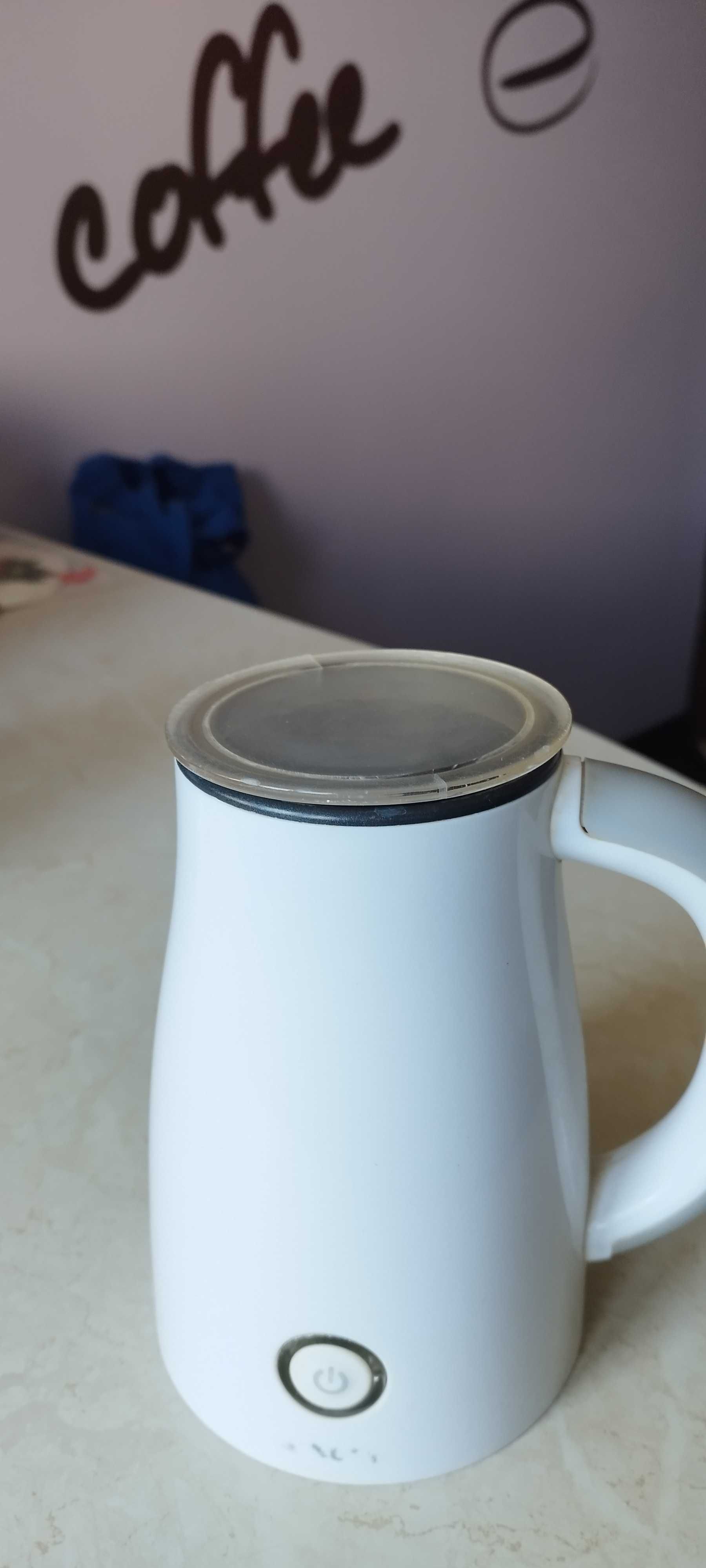 Ekspres do kawy melitta plus gratis spieniacz do mleka