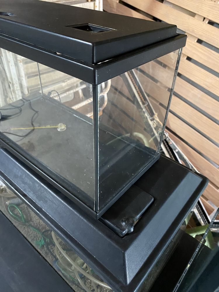 Aquário Compacto com Medidor de Temperatura – 40cm