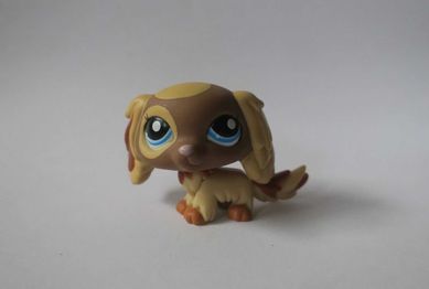 Figurka Littlest Pet Shop LPS brązowy spaniel w łatki