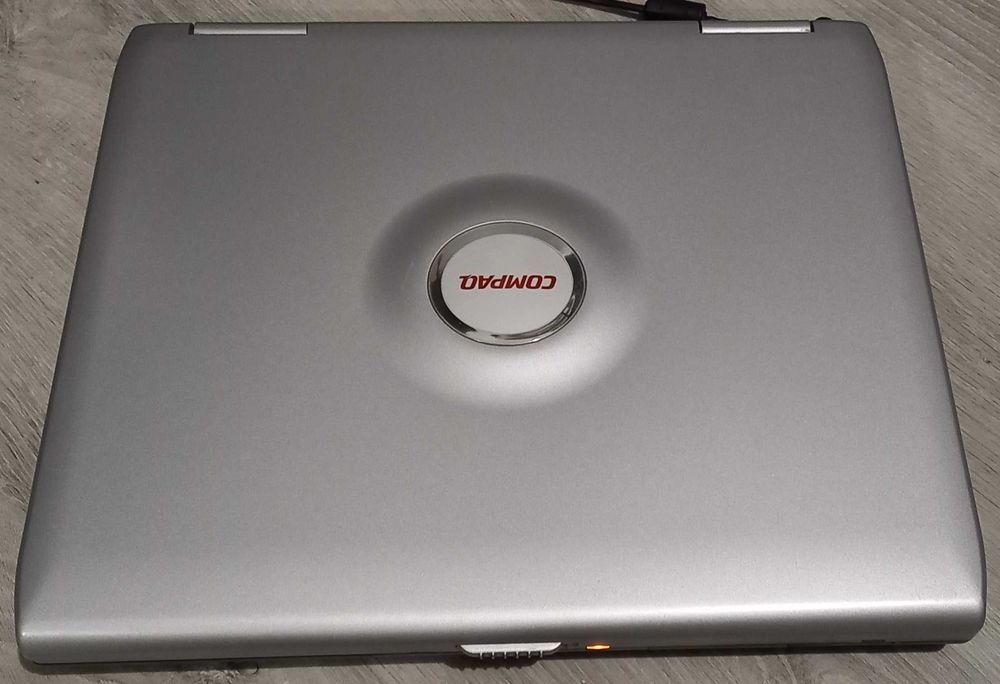 laptop Compaq Presario 2100