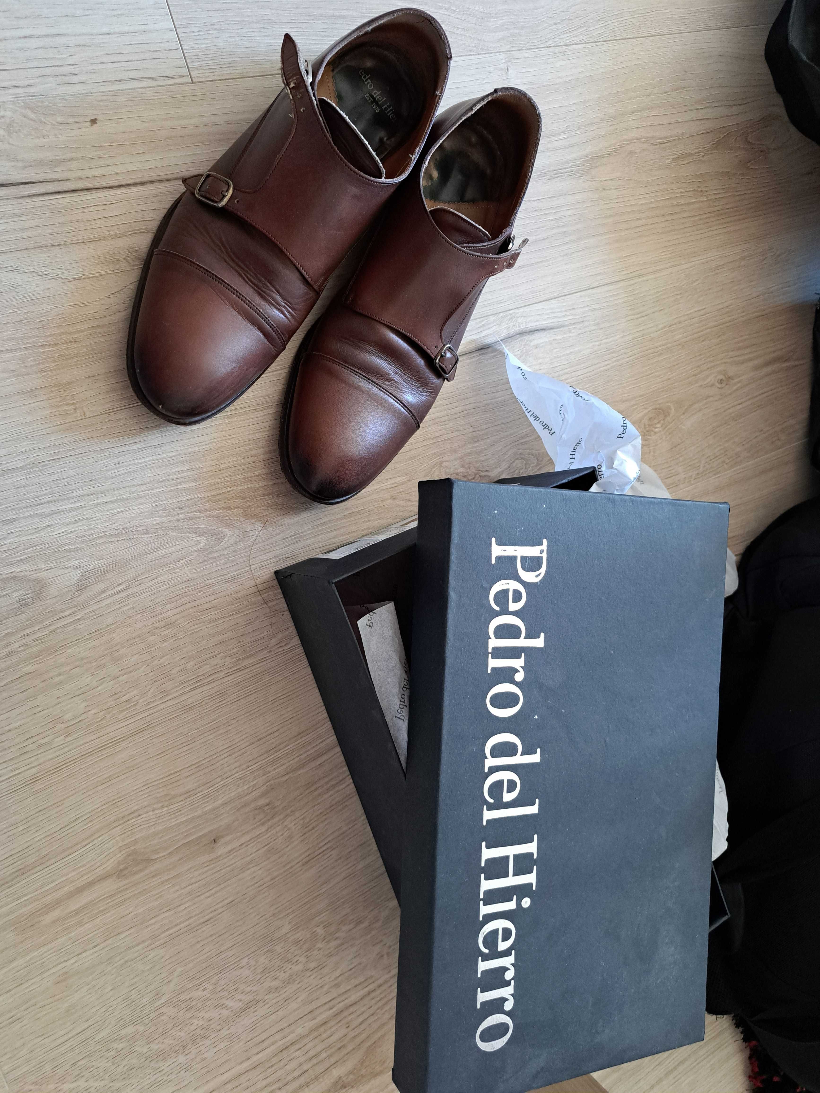 Pedro del hierro Sapatos 2 fivelas 44 usados