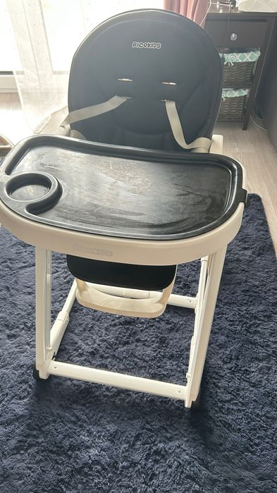 Krzesełko do karmienia Ricokids