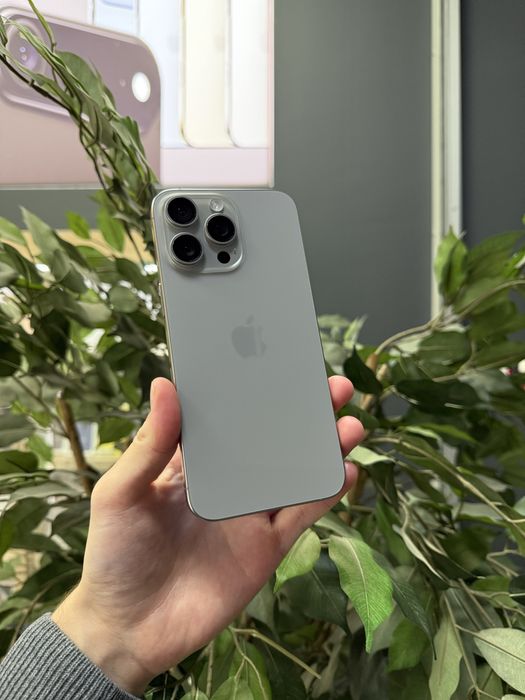 iPhone 15 Pro Max 256GB Natural Titanium