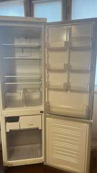 Продається холодильник Samsung