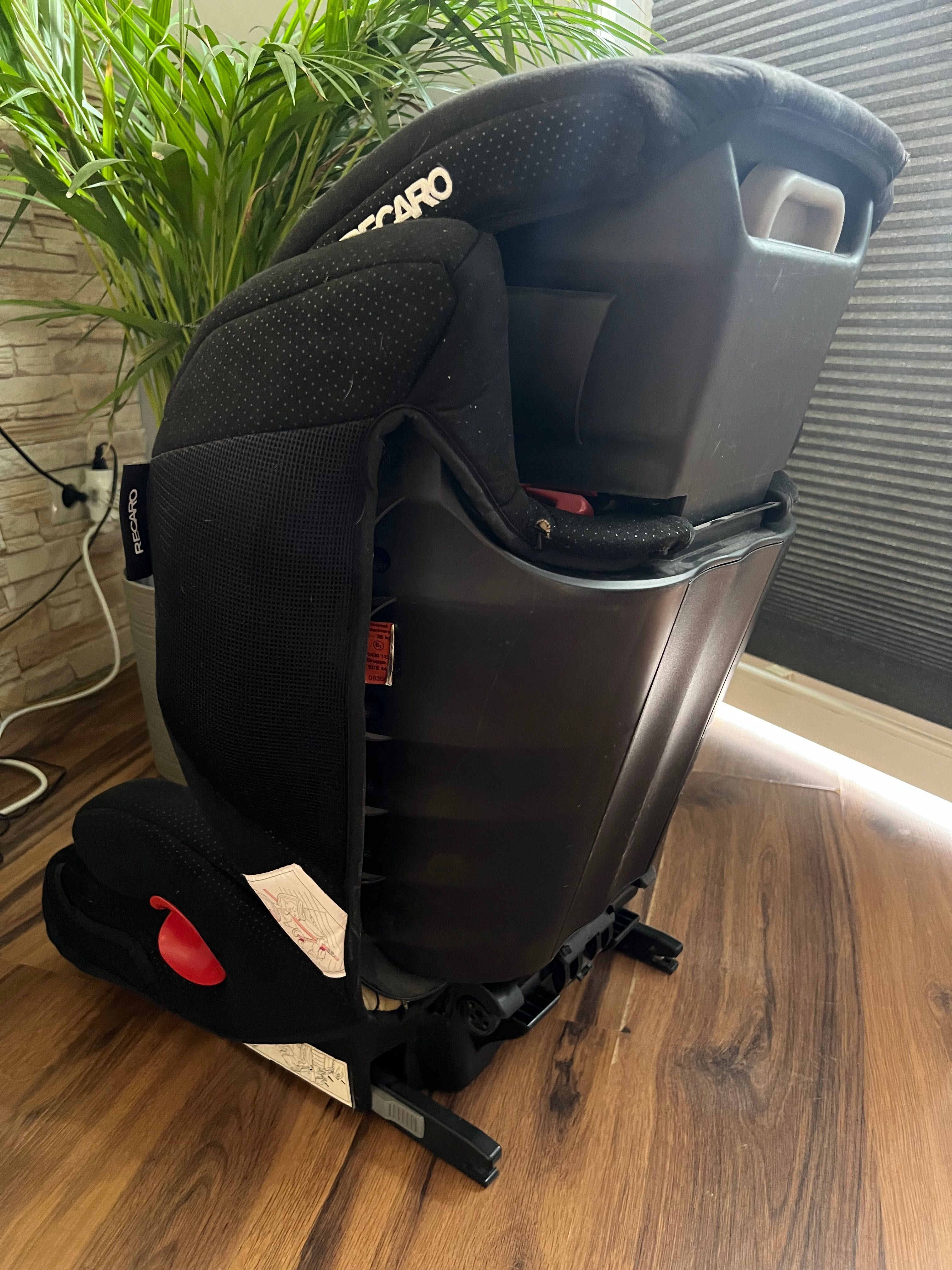 Fotelik samochodowy Recaro Monza Nova, 15-36 kg