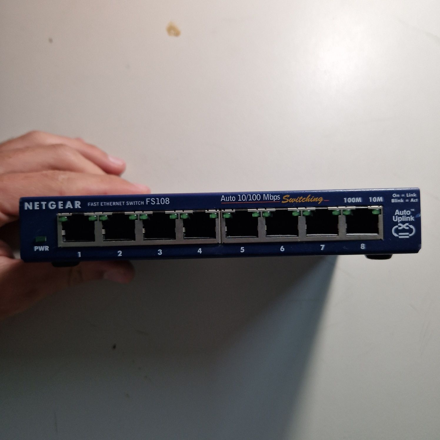 Netgear Switch 10/100 mbps