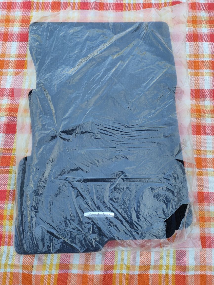 Dywaniki Mercedes W221 krótka