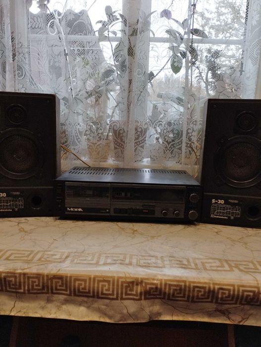 Магнитофон Маяк 240 после профилактики с колонками