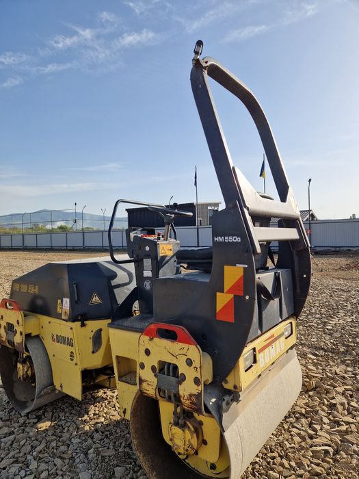 Вібро каток bomag