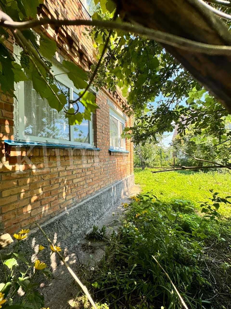 Продається дачний будинок в СТ «Меліоратор» (1 лінія від каналу)