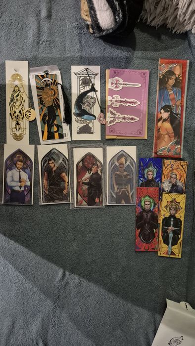 Мерч Maas Armentrout Arden Huang