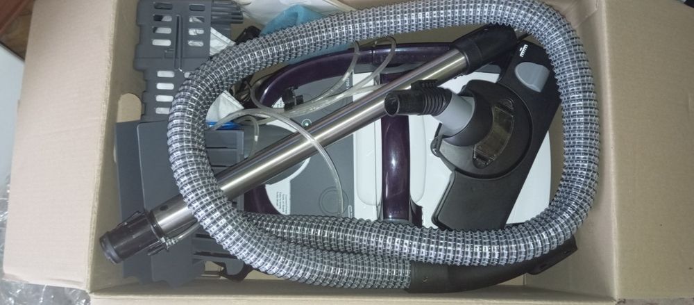 Odkurzacz piorący AquaWash&Clean Bosch BWD41740