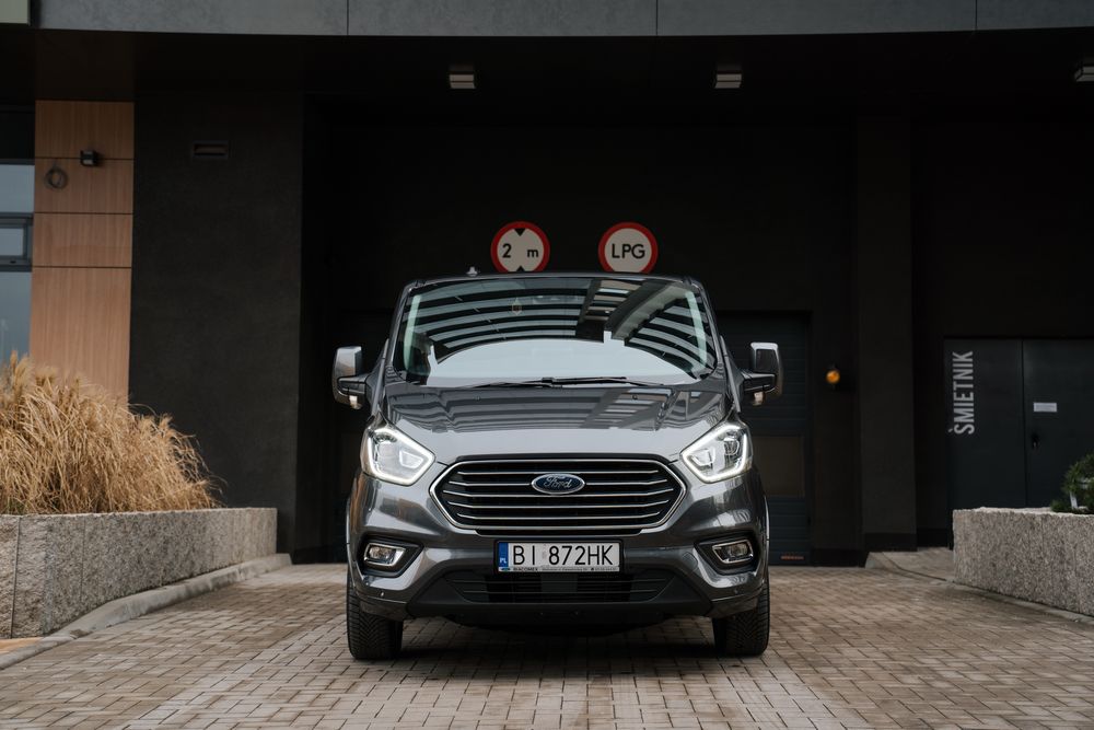 Transport na lotnisko, przewóz osób - busy 8 i 9-osobowe