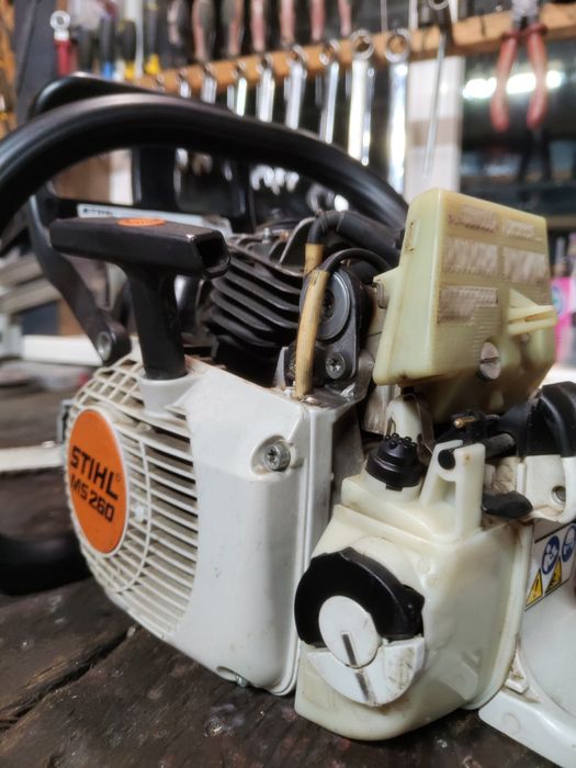 Продам бензопилу штіль мс 260.